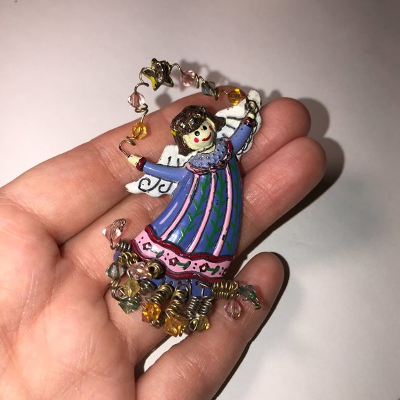 Christmas Angel Pin - Picture 4 of 4